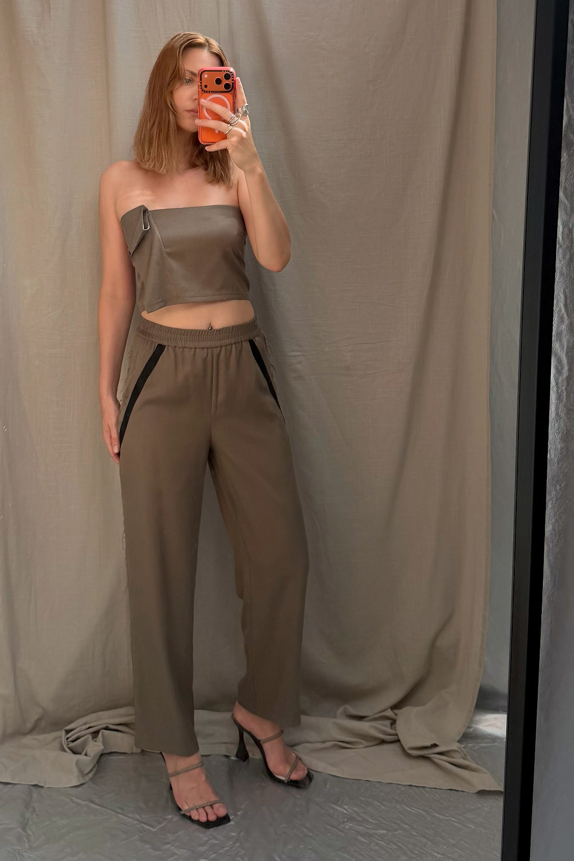 HIROO JOGG PANTS / silk touch