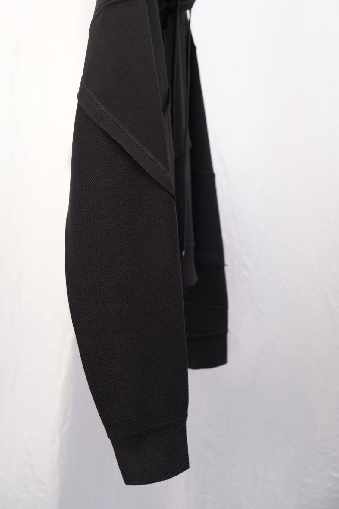 TOKYO CROPPED HOODIE / ORGANIC COTTON x TENCEL - Shohei-collection