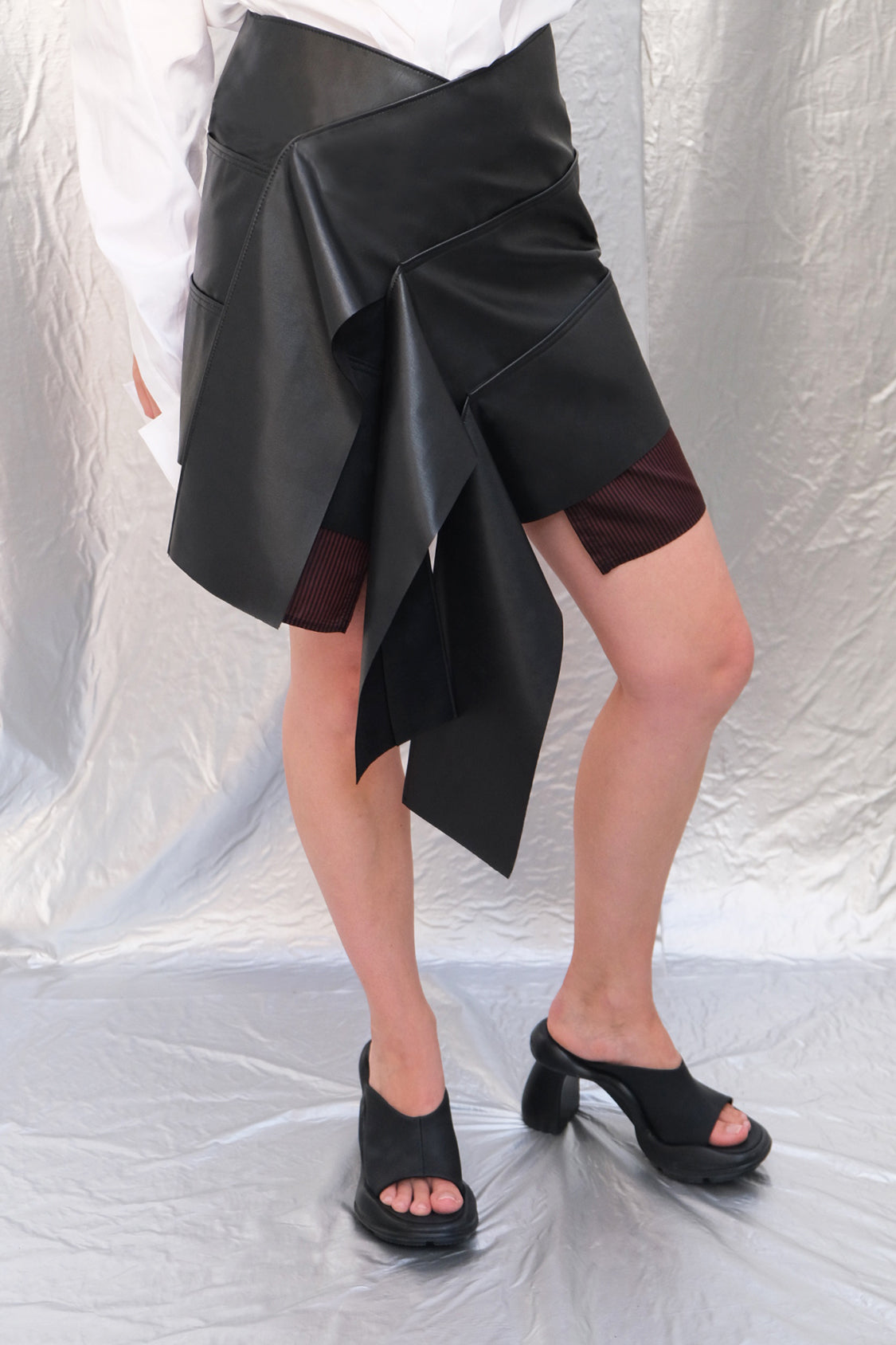 YURIE SKIRT / vegan apple leather - Shohei-collection